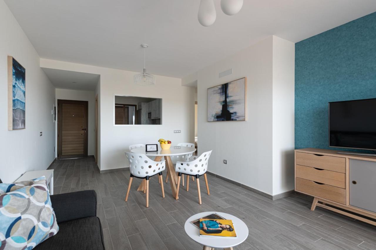 Homeforguest Apartamento En Residencia De Lujo Con Terraza Y Piscina La Guirra Extérieur photo